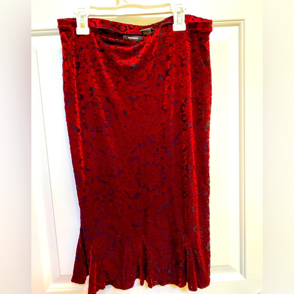 Red and black velvet Express skirt